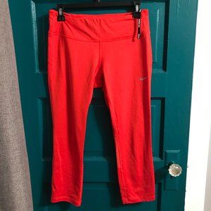 Nike Cropped Leggings